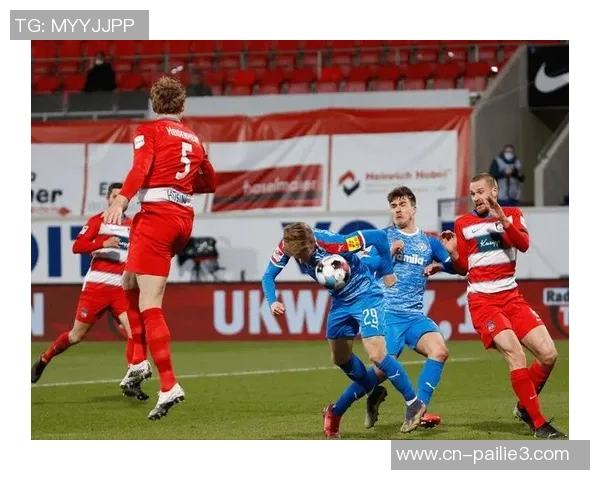 基尔队与桑德豪队的精彩对决分析与赛前展望